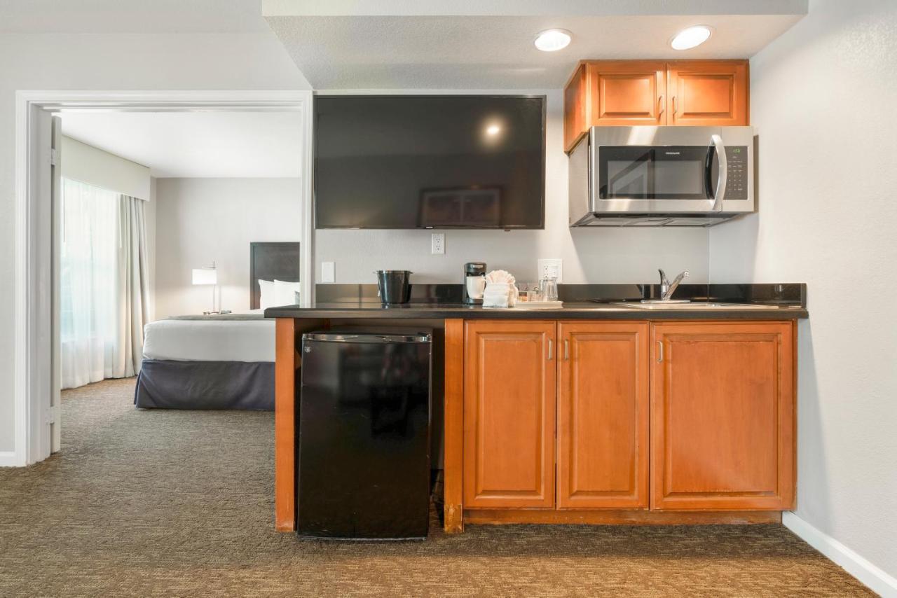 Chase Suites Brea-Fullerton - North Orange County Exteriör bild